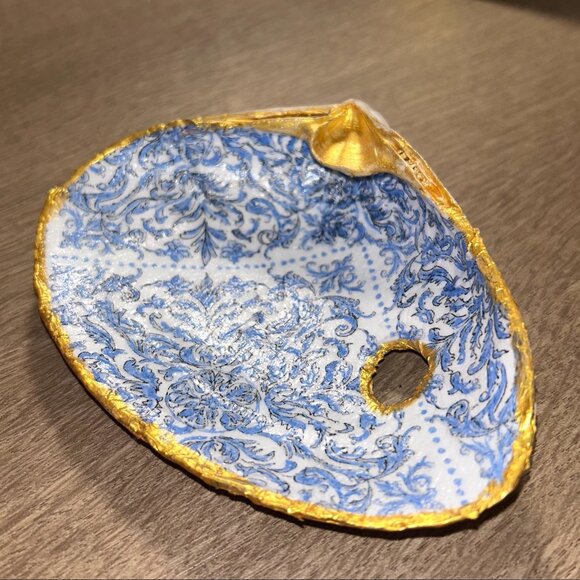 Handmade Shell Jewelry Holder - Picture 2 of 4